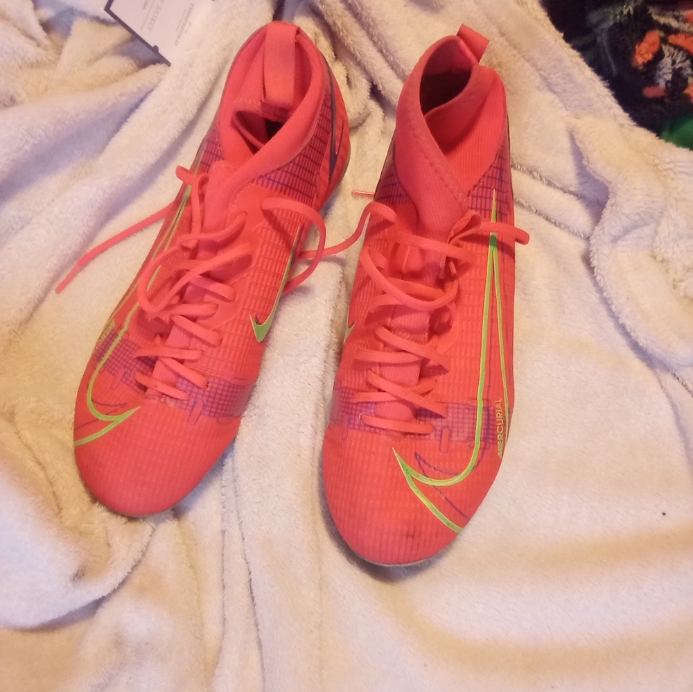 Cleats Nike